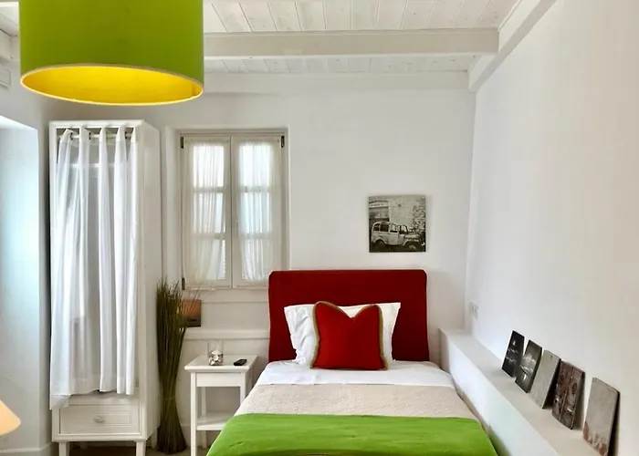 Perantzada 1811 Hotell