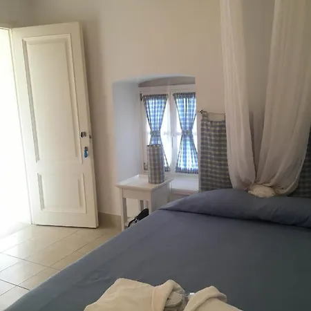 Perantzada 1811 Hotel