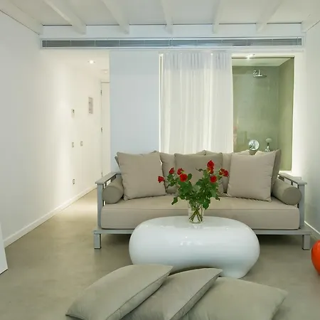 Perantzada 1811 Hotel