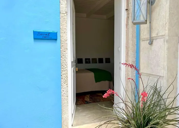 Perantzada 1811 Отель